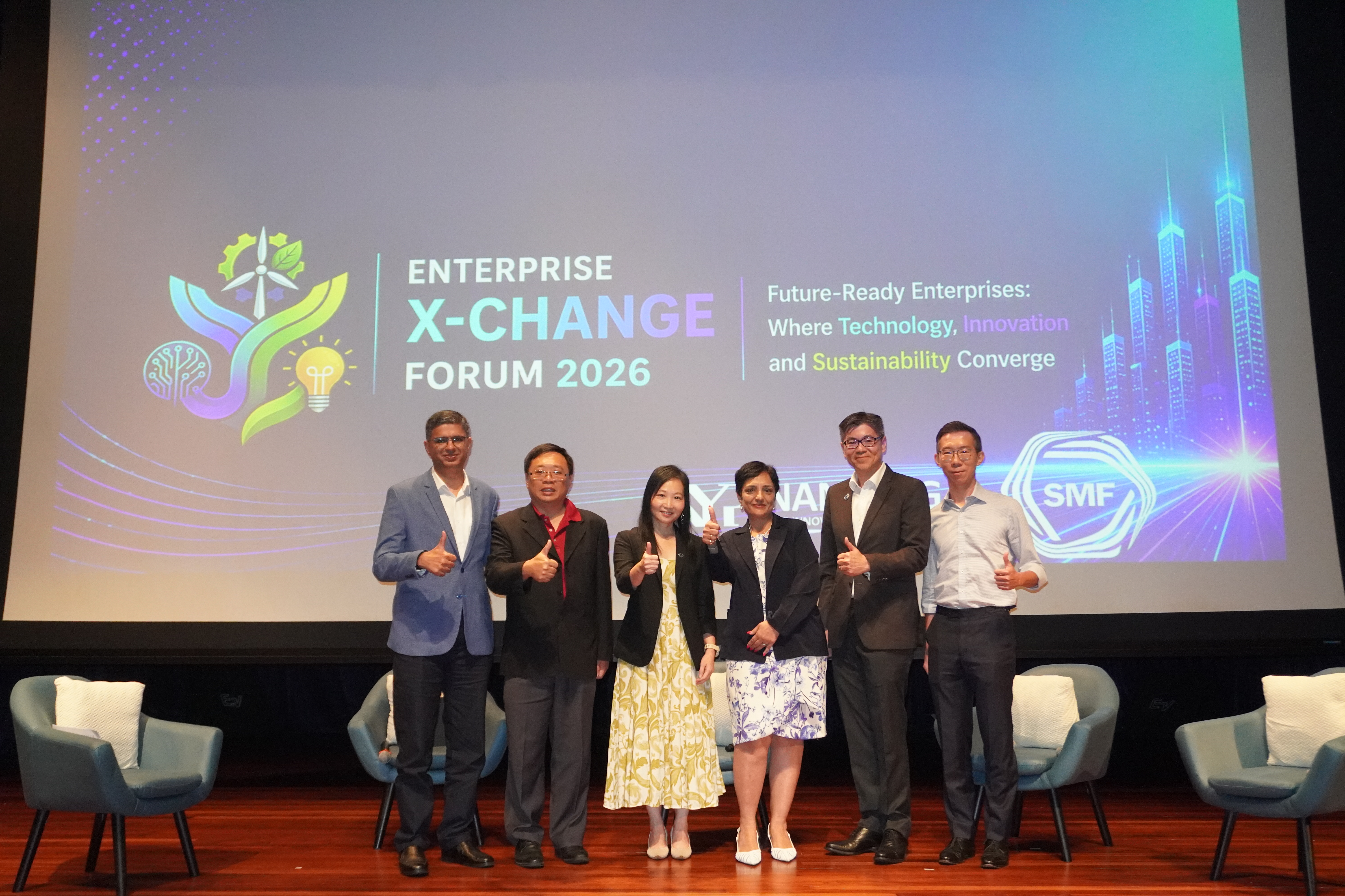 EXF26 - Group Photo
